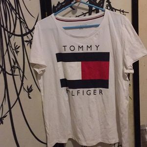 Tommy Hilfiger Women's T Shirt